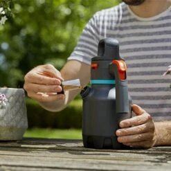 Gardena 1.25L Pressure Sprayer -Outlet Garden Living Store 1191081 3