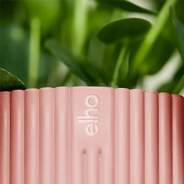 Elho Vibes Fold Round Planter 22cm Delicate Pink 2 Elho Vibes Fold Round Planter 22cm Delicate Pink - Image 2