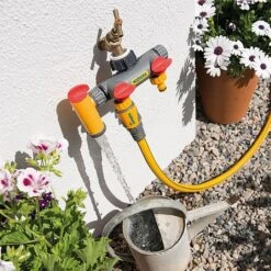 Hozelock Flowmax 3-Way Tap Connector -Outlet Garden Living Store 924990 2