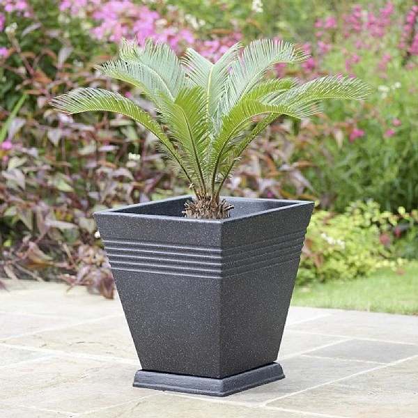 Piazza Square Planter 34cm (Various Colours) 1 Piazza Square Planter 34cm (Various Colours)